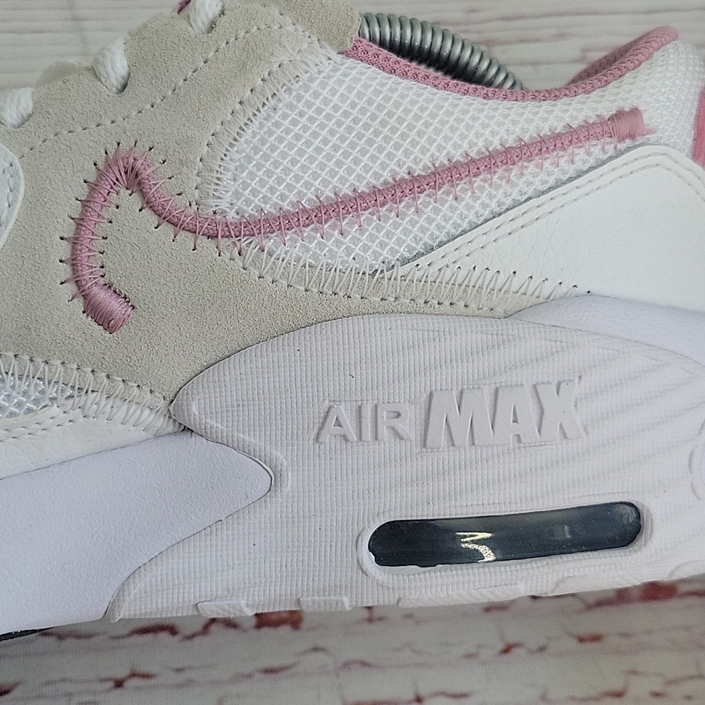 NIKE AIR MAX EXCEE GS White Elemental Pink Women's Size 8 - Picture 7 of 12